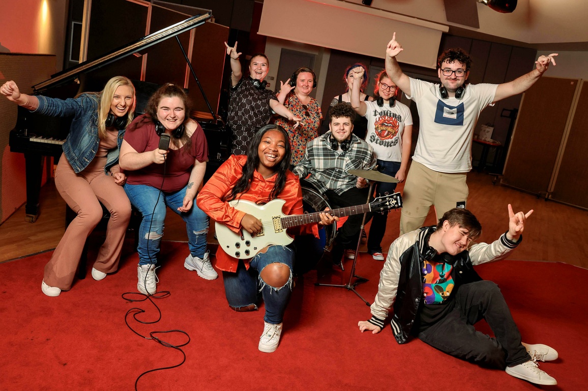 L to R: Aine Casey, Alison O Keeffe, Chantelle Conway, Grace Forest, Jade Caplice, Jake Fallon, Kane Buckley, Megan Collins, Praise Iwuoma, Shane McMullen.