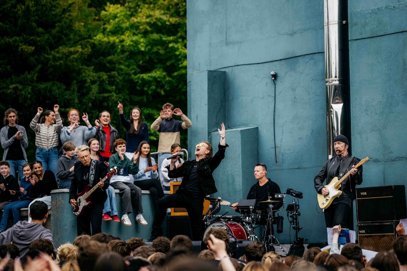 U2 perform with Music Generation musicians